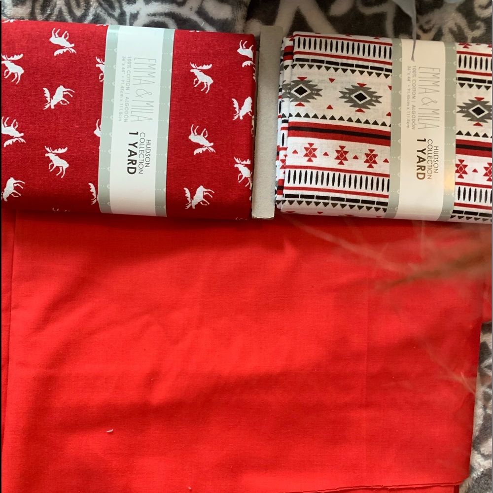 4 Face Masks - Picture 2 of 6